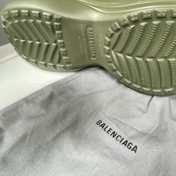 LUXURY DESIGNER ALERT!  Balenciaga Mule Rubber Crocs - Picture 11 of 16